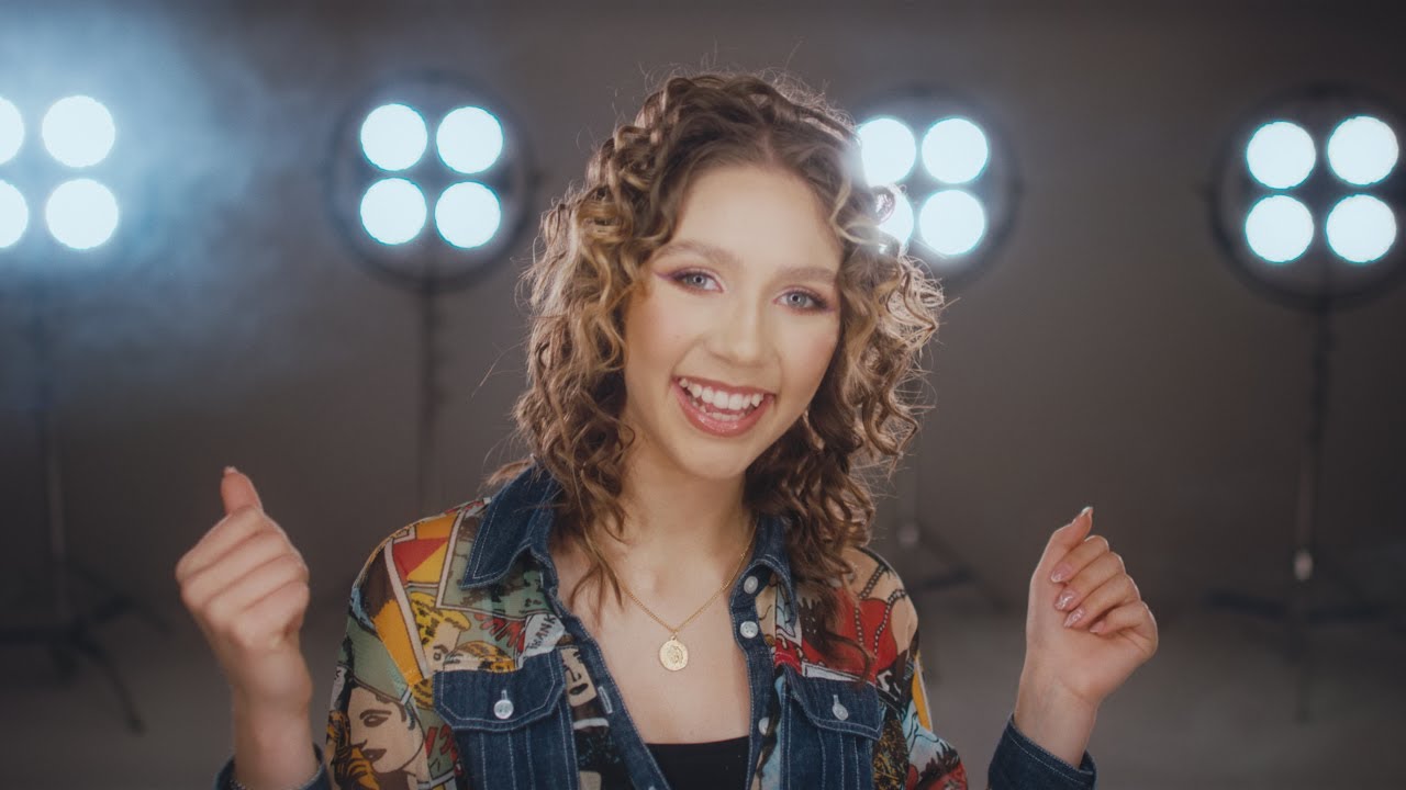 Kaja - Head Up High, music video